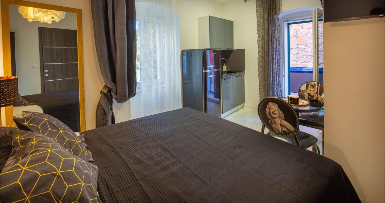 Hrpina Guest house *